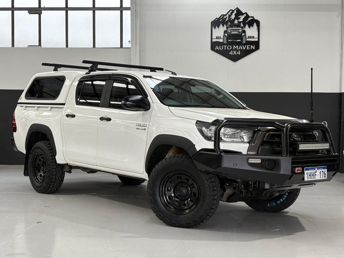 2020 Toyota Hilux SR