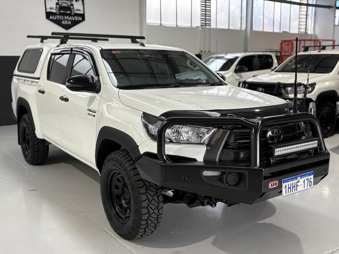 2020 Toyota Hilux SR
