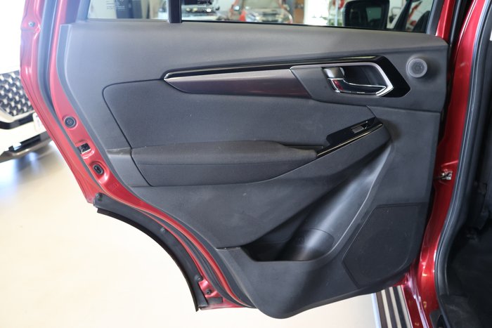 2023 Isuzu MU-X LS-U