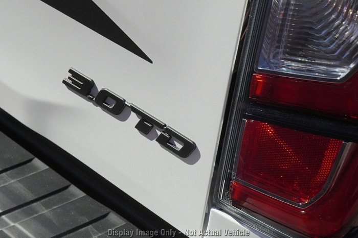 2025 Isuzu D-MAX BLADE