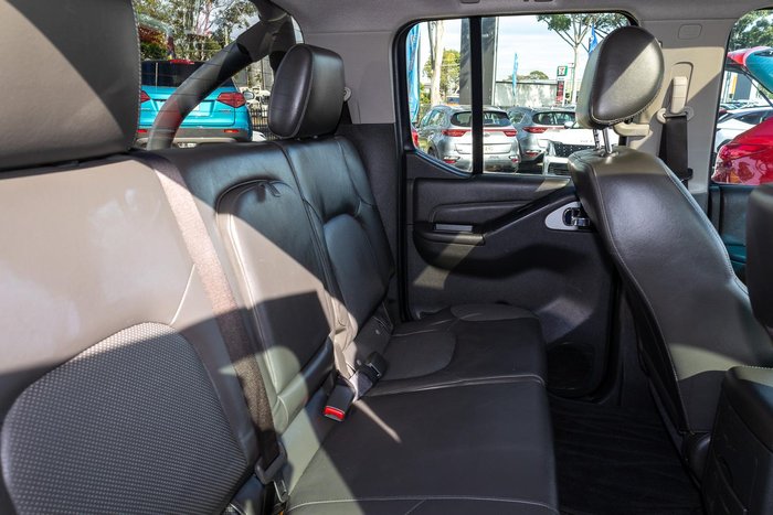 2014 Nissan Navara Titanium