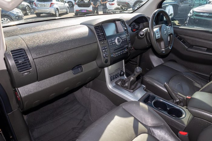 2014 Nissan Navara Titanium