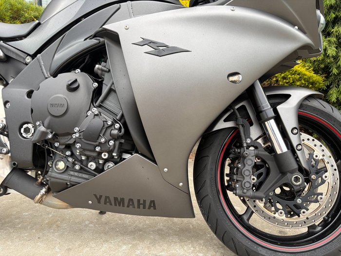 2012 Yamaha YZF-R1 Grey