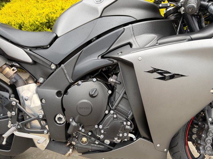 2012 Yamaha YZF-R1 Grey