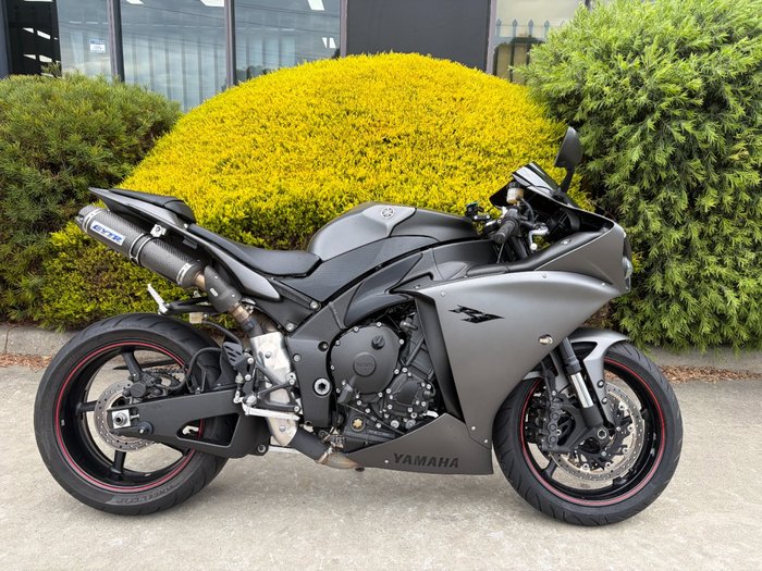 2012 Yamaha YZF-R1 Grey