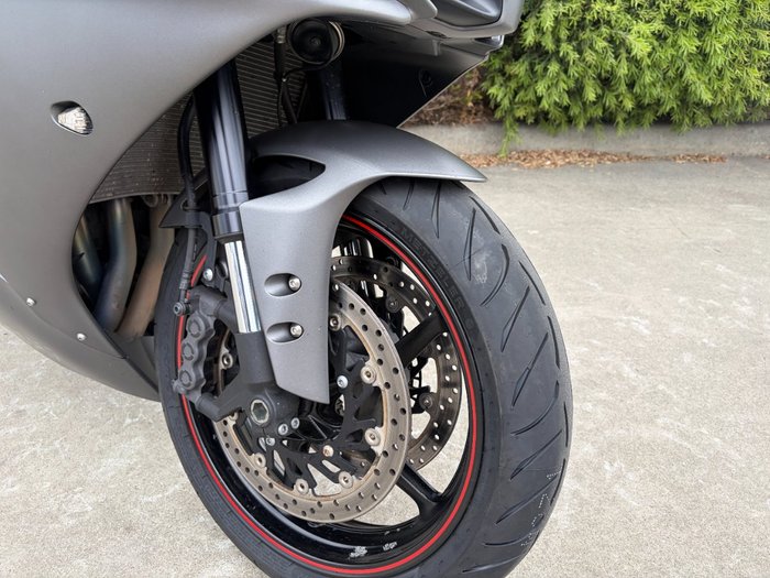 2012 Yamaha YZF-R1 Grey