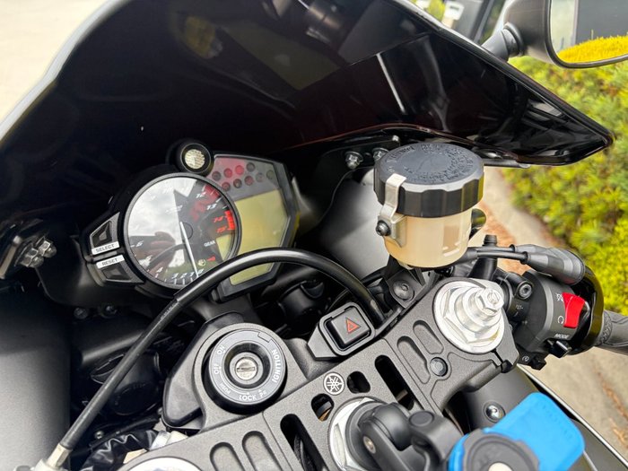 2012 Yamaha YZF-R1 Grey