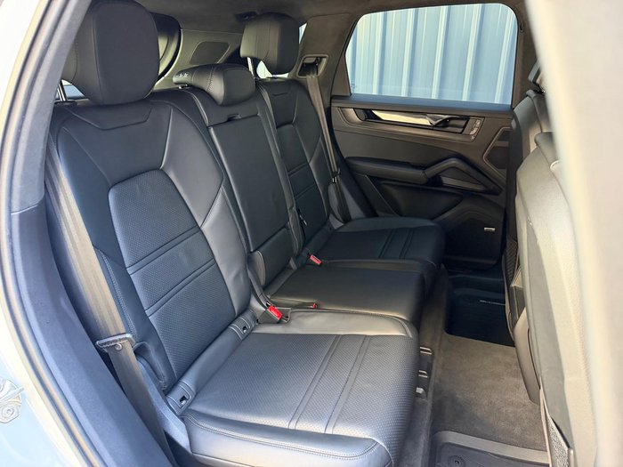 2024 Porsche Cayenne GTS 9YA II MY25 4X4 On Demand White