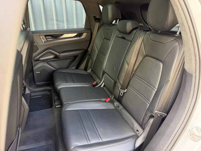 2024 Porsche Cayenne GTS 9YA II MY25 4X4 On Demand White