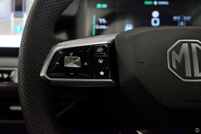 2025 MG MGS5 EV Essence 62 ZS3EM MY25 Champagne Gold