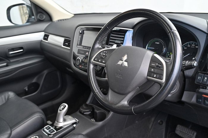 2014 Mitsubishi Outlander PHEV Aspire ZJ MY14.5 AWD Artic Silver