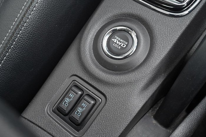 2014 Mitsubishi Outlander PHEV Aspire ZJ MY14.5 AWD Artic Silver