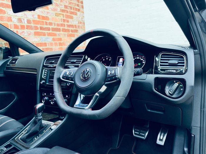 2016 Volkswagen Golf GTI 40 Years