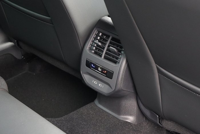 2024 CUPRA Formentor V