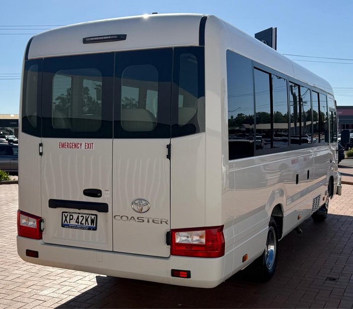 2025 Toyota Coaster GDB70R