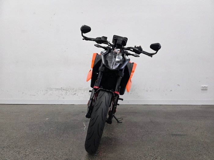 2024 Ktm 390 DUKE Orange
