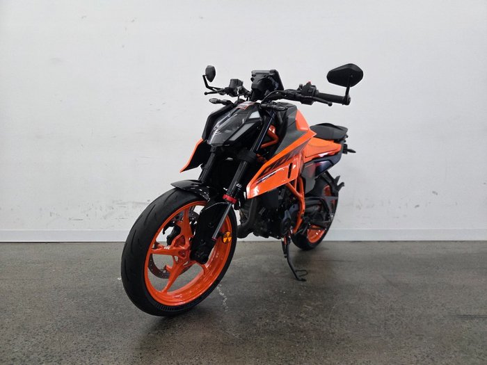 2024 Ktm 390 DUKE Orange
