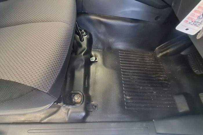 2017 Mitsubishi Triton GLX+