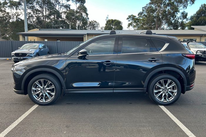 2020 Mazda CX-5 Akera