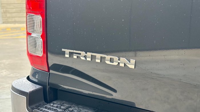2025 Mitsubishi Triton GLX-R