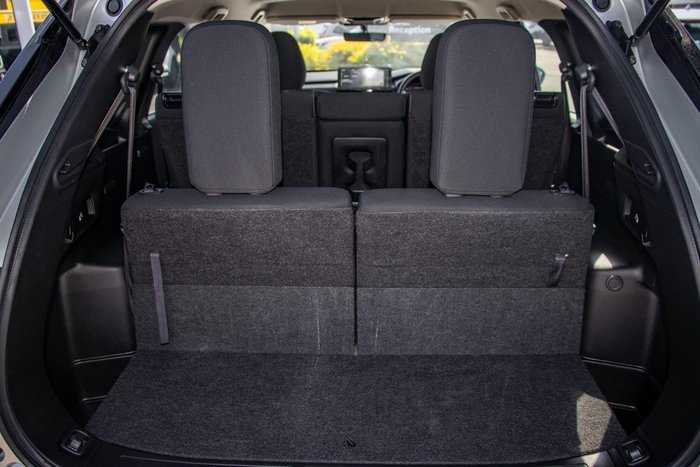2025 Mitsubishi Outlander ES