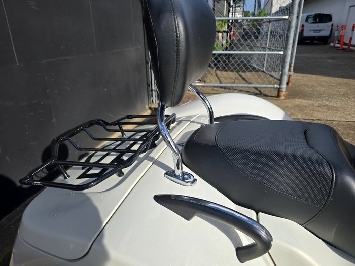 2018 Harley-Davidson FLRT FREEWHEELER WHITE