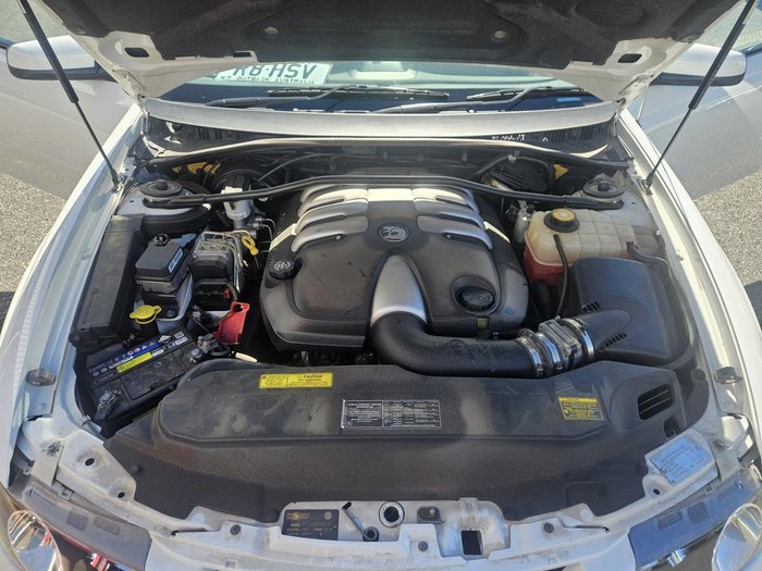 2003 Holden Special Vehicles Clubsport R8 Y Series 2 Heron White