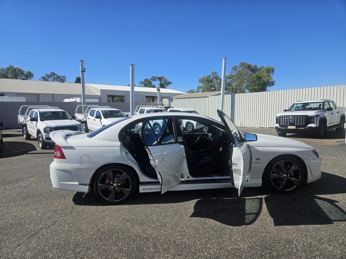 2003 Holden Special Vehicles Clubsport R8 Y Series 2 Heron White