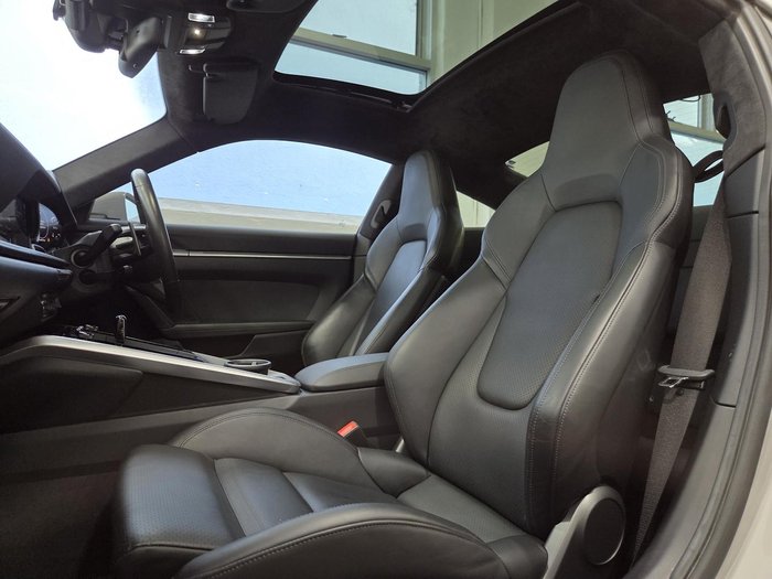 2019 Porsche 911 Carrera 4S