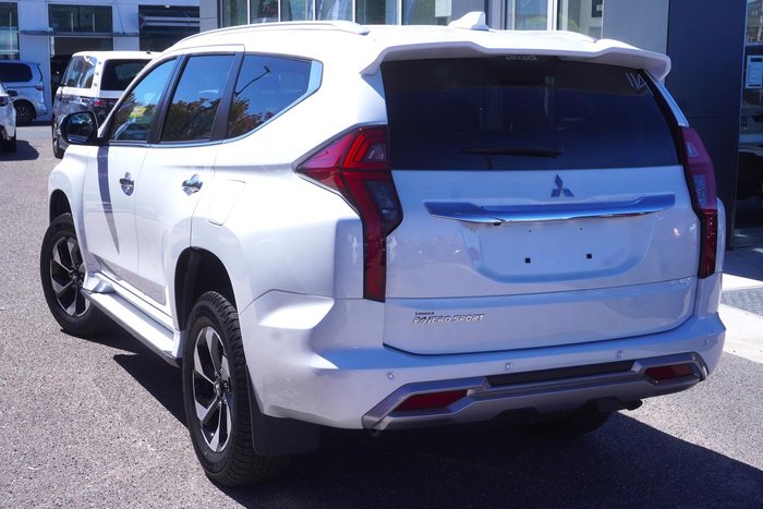 2024 Mitsubishi Pajero Sport GLS