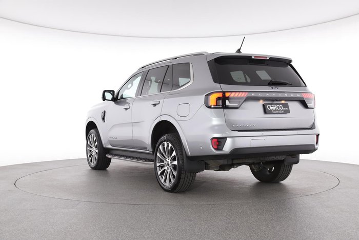 2024 Ford Everest Platinum