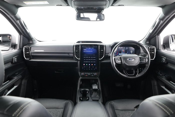 2024 Ford Everest Platinum
