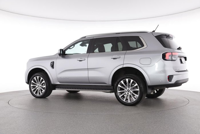 2024 Ford Everest Platinum
