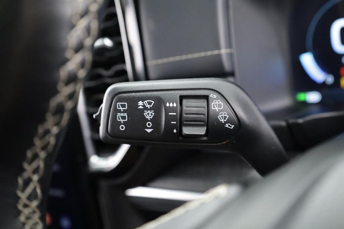 2024 Ford Everest Platinum