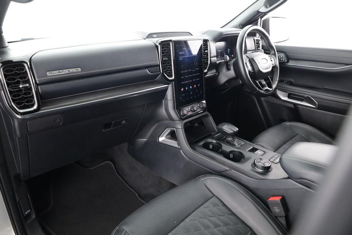 2024 Ford Everest Platinum