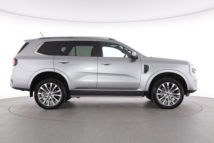2024 Ford Everest Platinum
