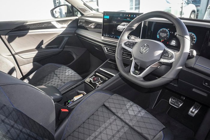 2025 Volkswagen Tiguan 150TSI R-Line