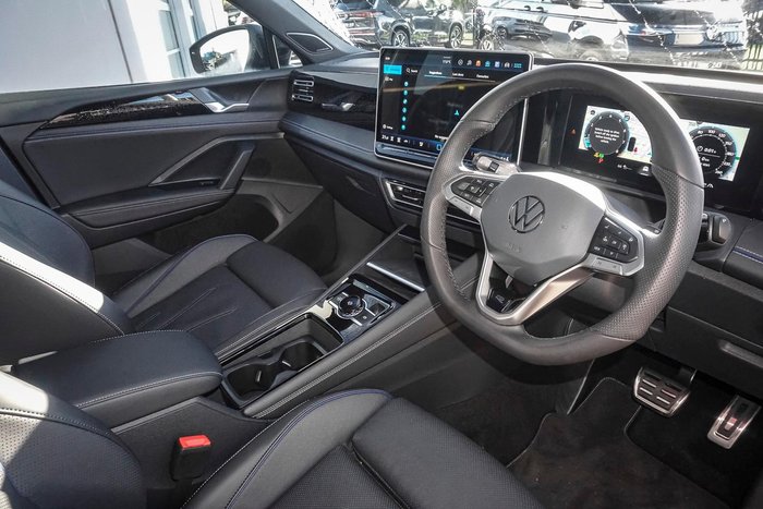 2025 Volkswagen Tiguan 195TSI R-Line