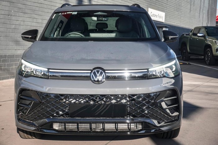 2025 Volkswagen Tiguan 195TSI R-Line