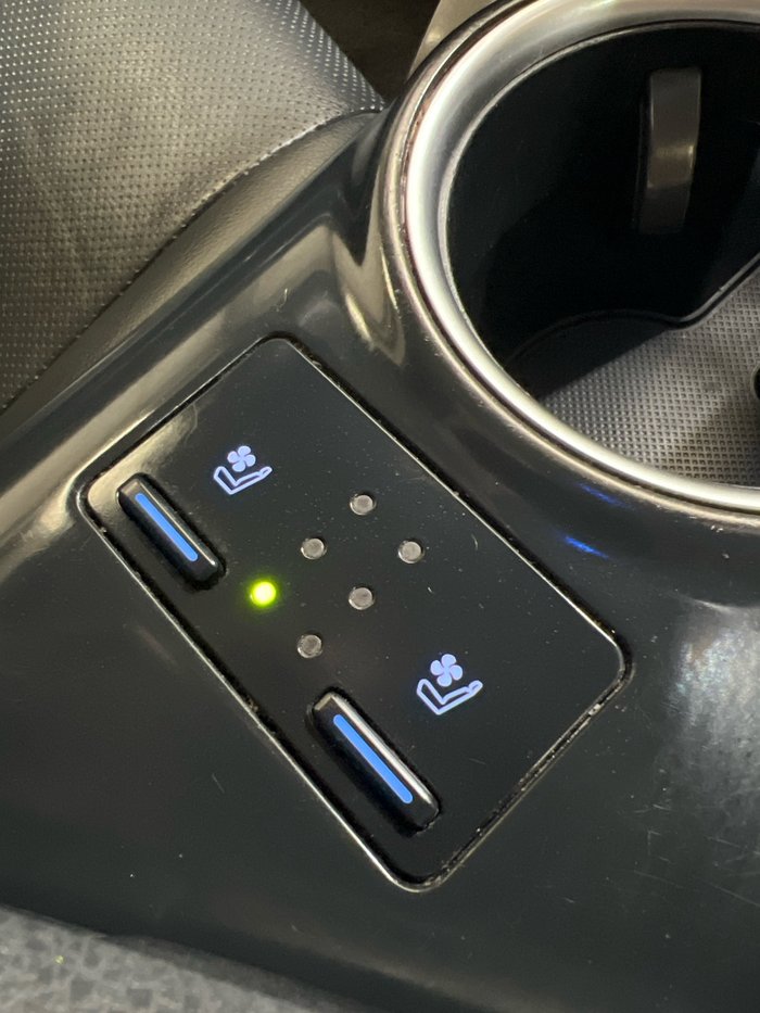 2019 Toyota Camry SL
