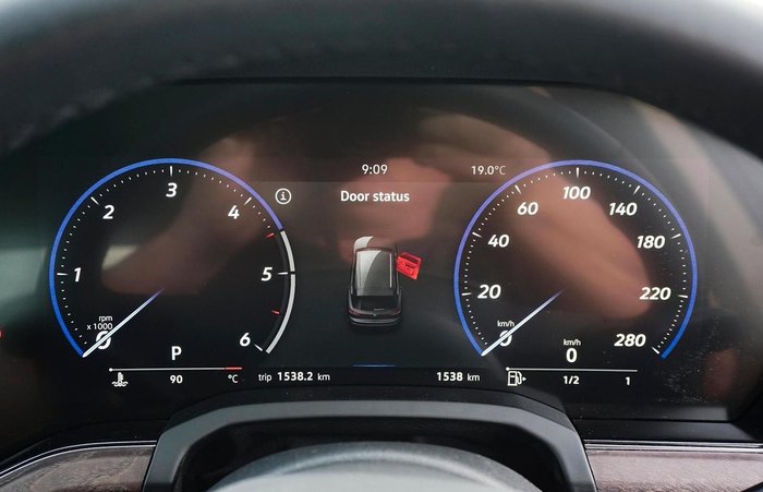 2025 Volkswagen Touareg 170TDI