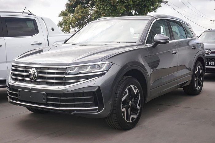 2025 Volkswagen Touareg