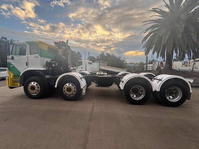2017 Iveco Acco K2350G 320 WHITE