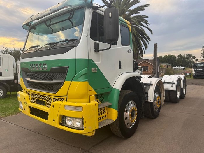 2017 Iveco Acco K2350G 320 WHITE