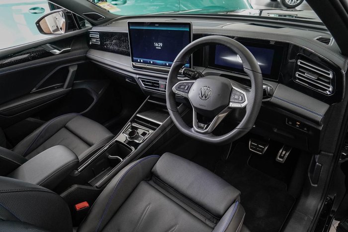 2026 Volkswagen Tiguan 195TSI R-Line