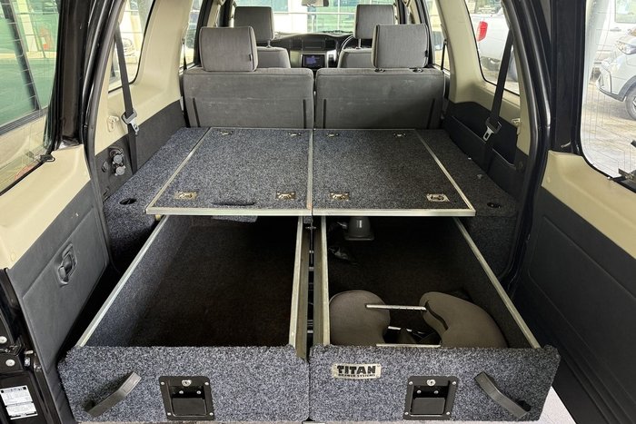 2014 Nissan Patrol ST Titanium