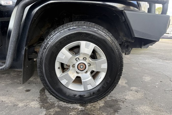 2014 Nissan Patrol ST Titanium