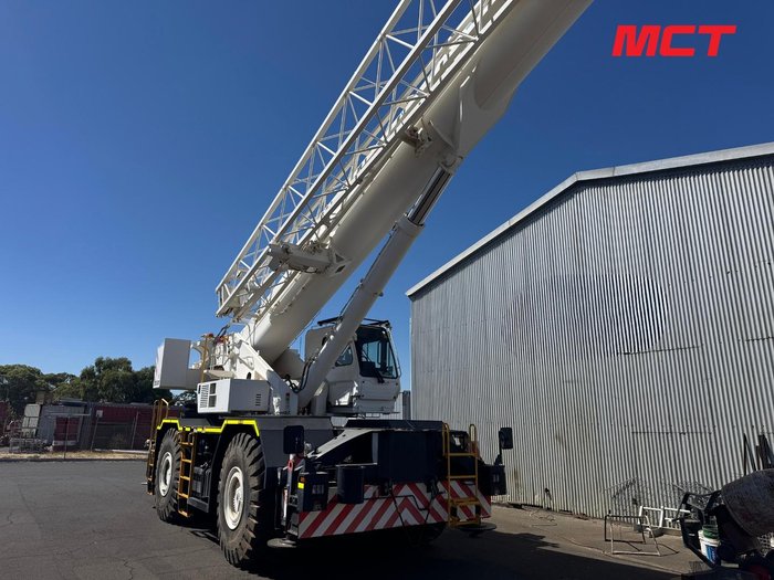 2021 Tadano Gr-700E-4