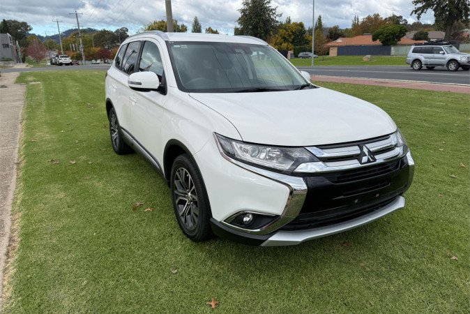 2017 MITSUBISHI OUTLANDER