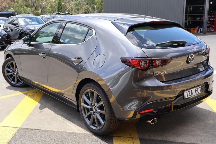 2025 Mazda 3 G20 Touring